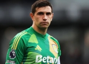 阿媒：加拉塔萨雷想要签下大马丁，但他在等待曼联