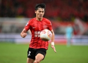 足球报：蓉城夏窗操作势在必行 胡荷韬预计至少缺席两个月