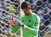 库尔图瓦公开批评队友：连续犯两次同样的错误，踢球不够聪明