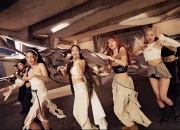 BLACKPINK全员与YG完成续约 将继续组合活动